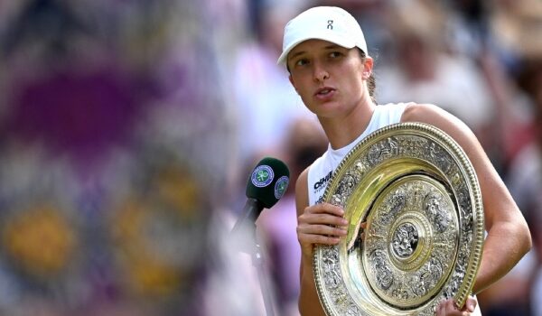Swiatek Destroys Anisimova To Win First Wimbledon Title
